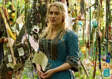 Градинарката Уинслет украсява Версай