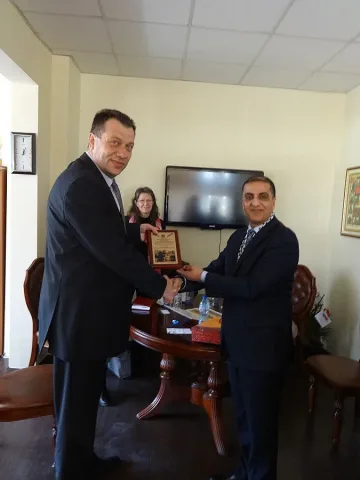 Дипломат впечатлен от минералните извори в Пиринско