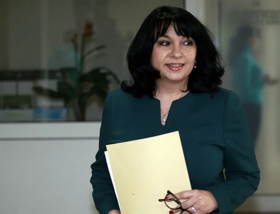 Петкова: Преразглеждаме акционерното споразумение с "Уестингхаус"