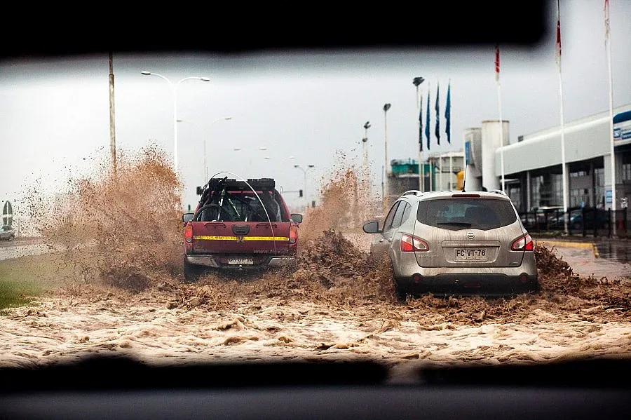 Няма бедстващи български работници в Чили