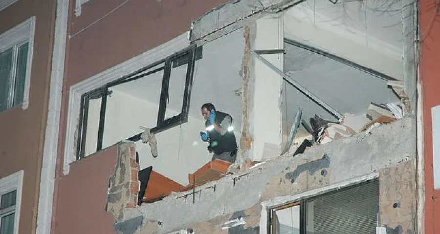 Взрив в редакция на списание в Истанбул, има загинал