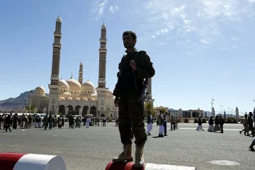 Плениха министър и брата на йеменския президент