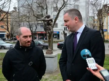 Портних откри скулптура „Начало“ на Благовещение