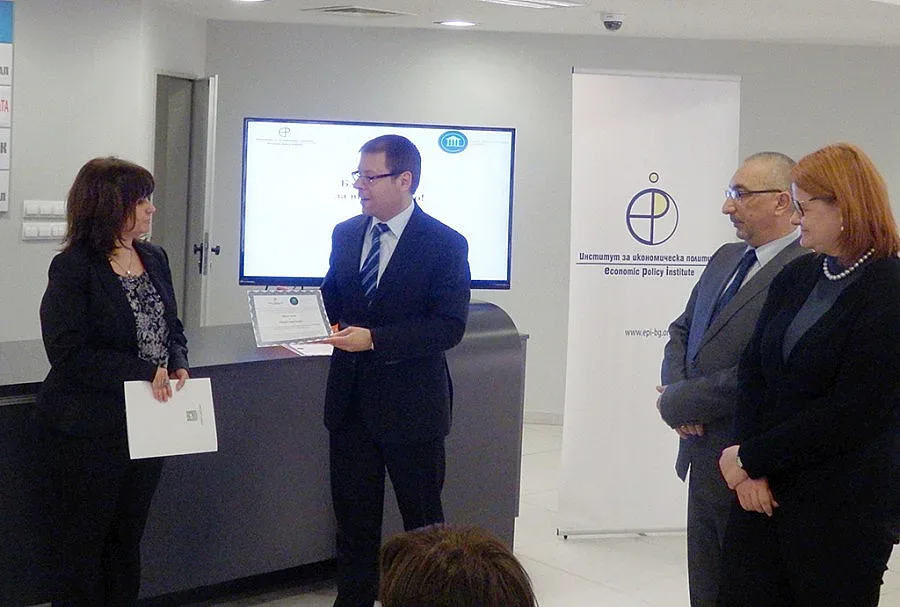 Бургас, София и Стара Загора - с най-добри интернет-сайтове