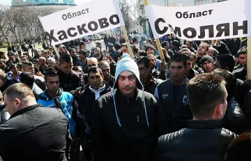 Износителите на дървесина блокират гранични пунктове