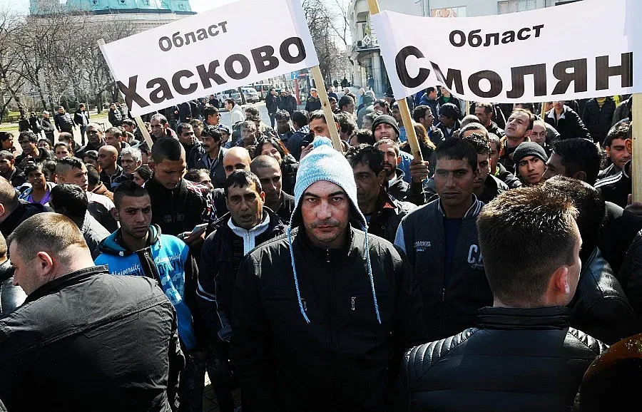 Износителите на дървесина блокират гранични пунктове