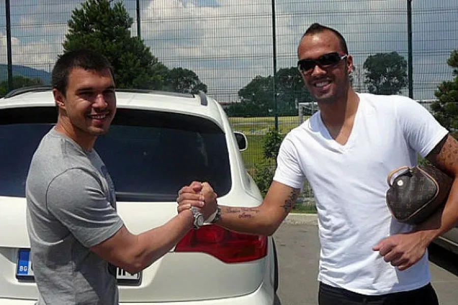 Бившите на Николета делят стая в Правец