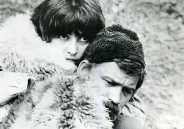 История и смях във временния топ 10