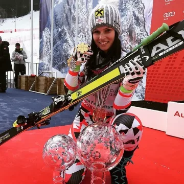 Фенингер и Хиршер пак са №1 в алпийските ски