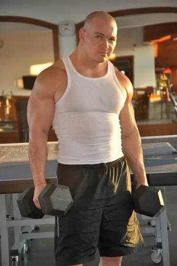 Инфаркт покоси олимпиеца Милен (ОБЗОР)