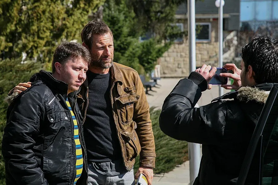 Екхарт кацна в София