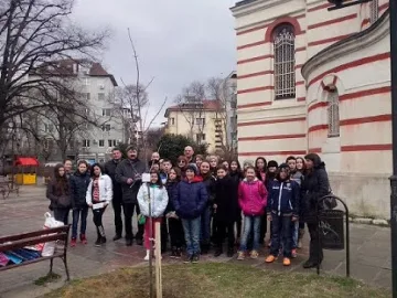 Художниците от конкурса „Рицарят в мен" засадиха дръвчета