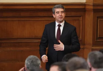 Плевнелиев: България има проблем с олигарсите