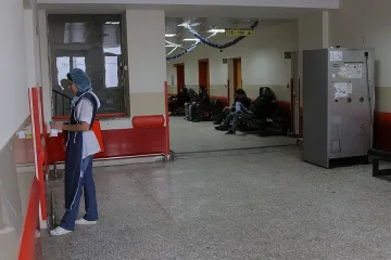 Депутати проверяват дълговете на болници