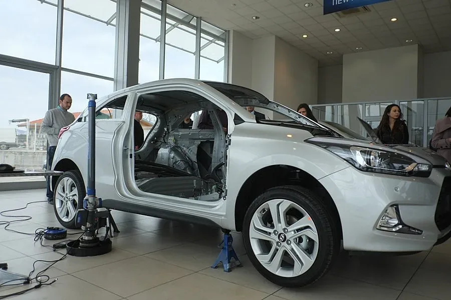 Хюндай инвестира в обучението на млади автопилоти