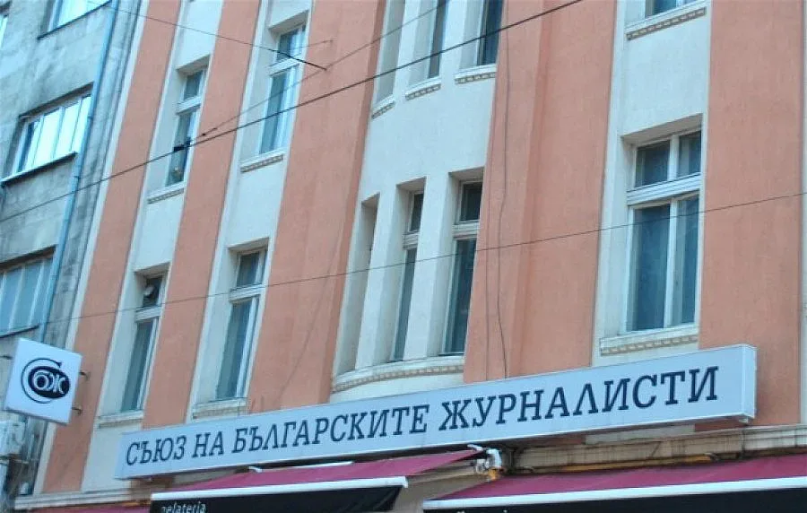 Първият шеф на СБЖ е удушен в полицията