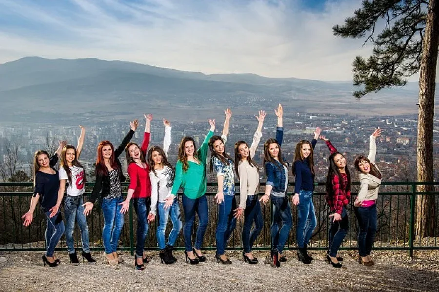 Избират мис "Кюстендилска пролет"