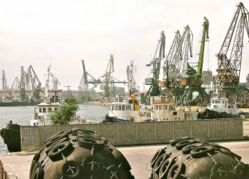 Работници от Порт Варна искат възстановяване на суми от курсове