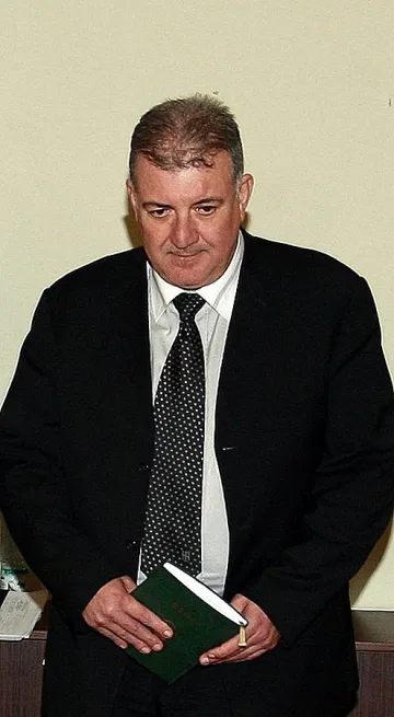 По-малко вожд, повече индианец в МВР