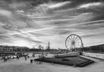 20 нюанса от Париж в София