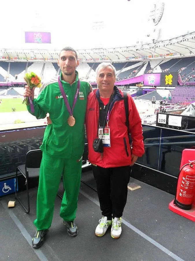 Надбягване с мъглата: Параолимпиецът Радослав Златанов