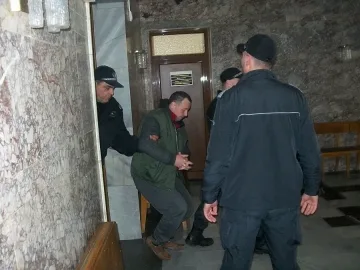 380 хил. лв. иск срещу Петко от Лясковец