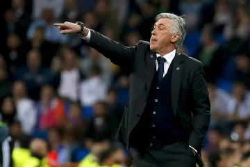 Marca: Анчелоти сменя Ван Гаал в "Юнайтед"