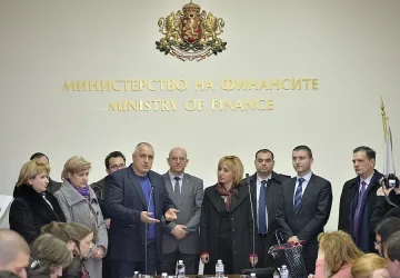 Всички зад Бойко за КТБ