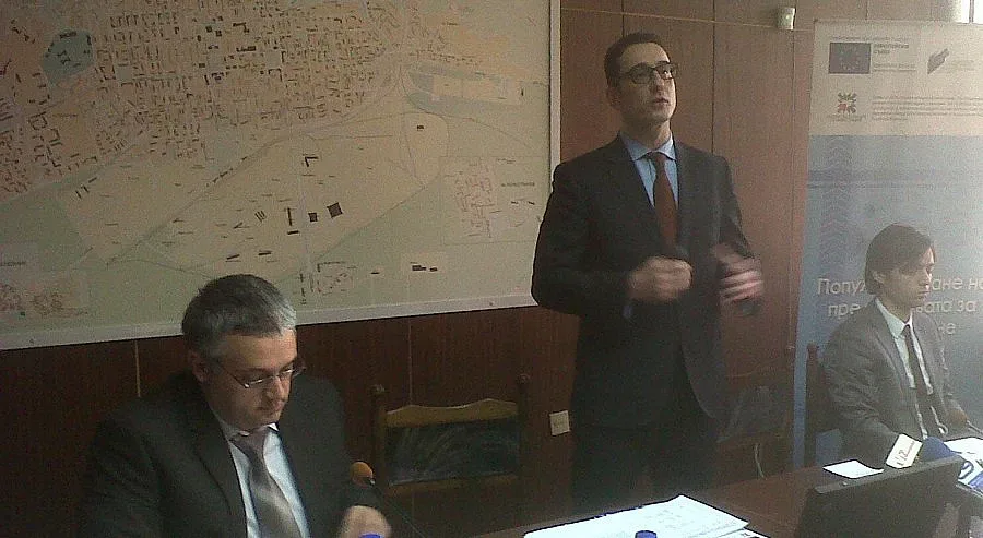 Правим карго-център между Европа и Азия край Стара Загора 