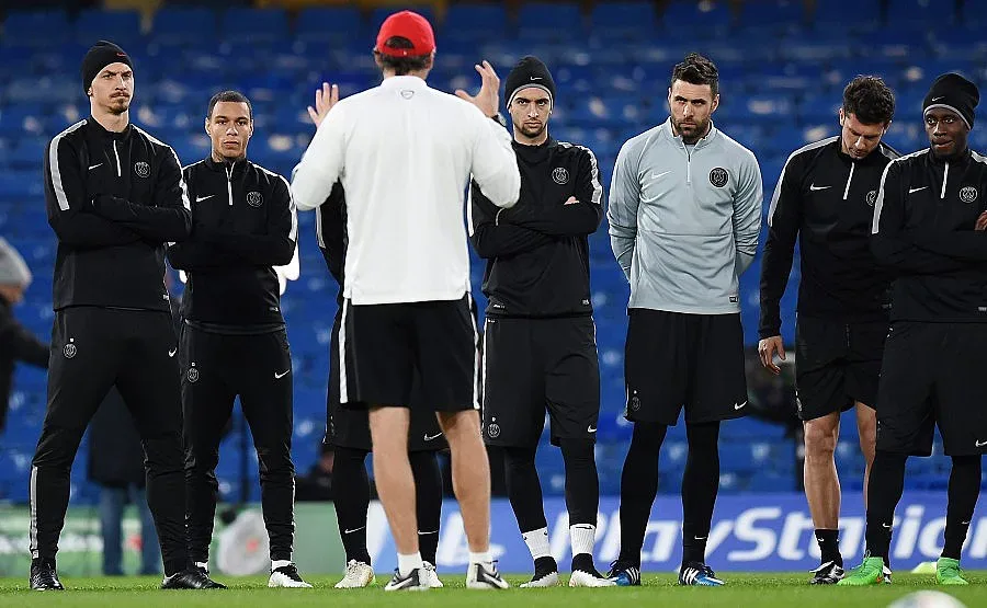 Надъхват играчите на ПСЖ с по четвърт милион евро