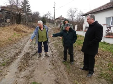 Подпочвени води превземат и Новоселци
