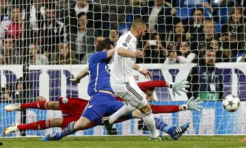 Шалке направи Реал за смях