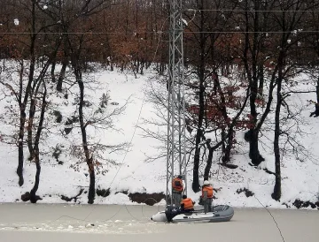 Кметове носят хляб в преспите (ОБЗОР)