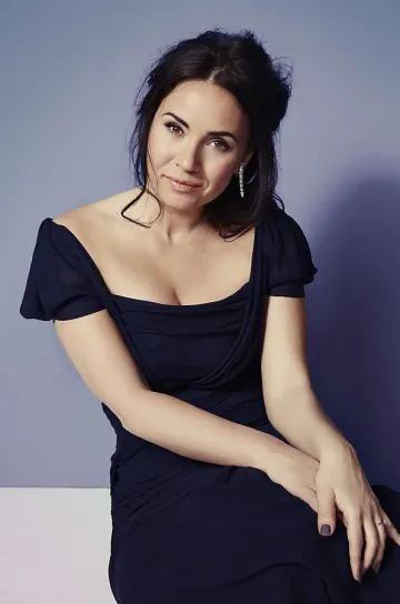 Соня Йончева излиза в зала "България"