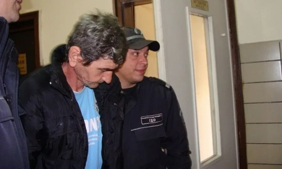 Оставиха в ареста румънски шофьор, убил почерпен жена