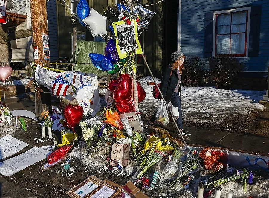 Полицай застреля невъоръжен, гол и побъркан чернокож в САЩ