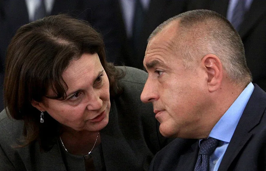 Бъчварова запазва екипа на Вучков