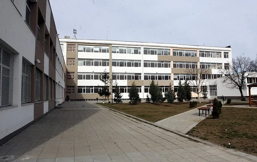 Директори подкрепят Вежди за Класическата