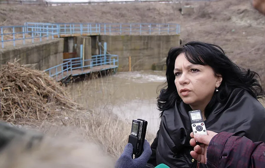 Язовир наводни рудник, снабдяват с въглища аварийно ТЕЦ-2