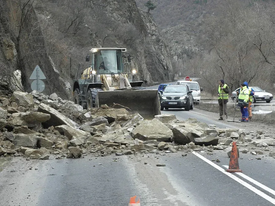 Бутат опасни скали в Кресненското дефиле