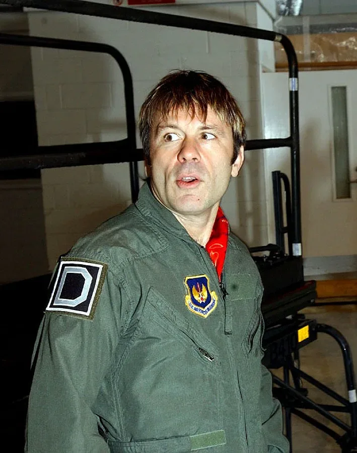 Силни болки и дискомфорт за Брус Дикинсън след химиотерапията