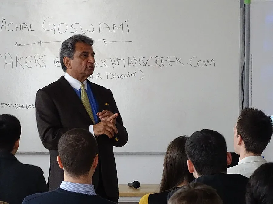 Шеф на голф комплекс в Палм Бийч хареса петима колежани от Добрич