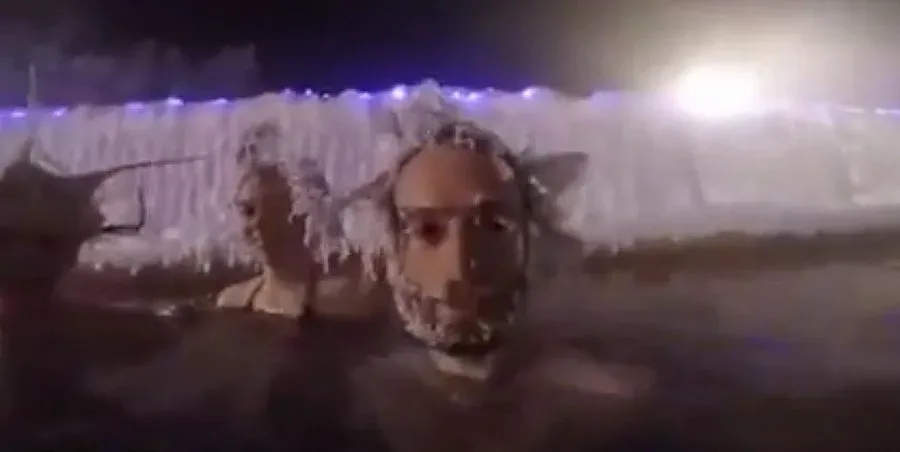 Щураци оформиха "замръзнали прически" на -40 градуса (ВИДЕО)