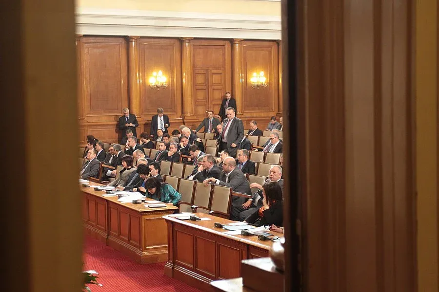 Поправки на БСП на косъм от приемане