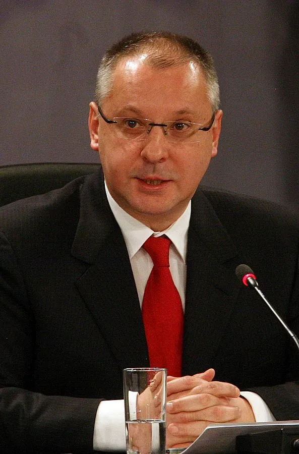 Станишев започва подписка за Шенген