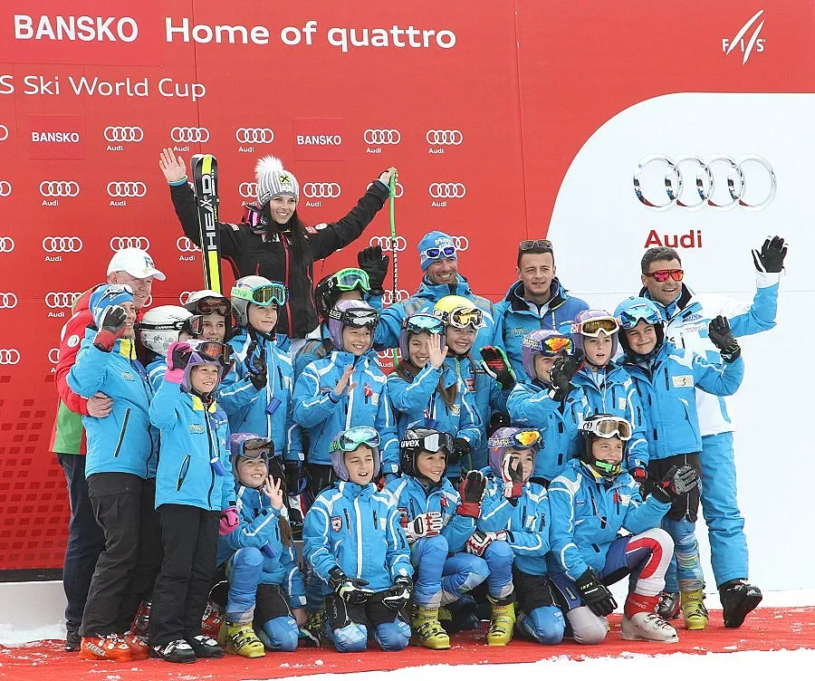 Ще скачам от хеликоптер