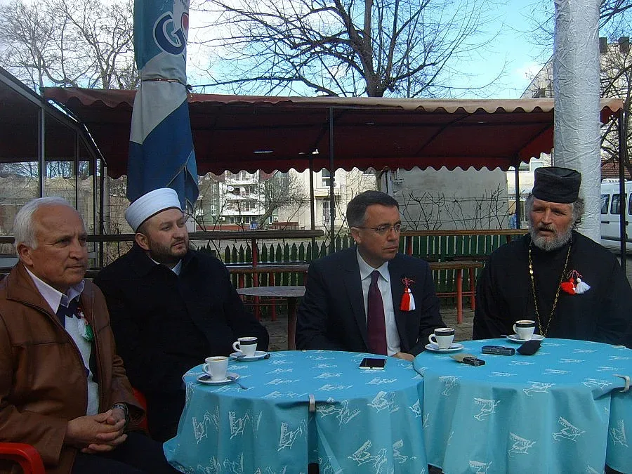 Кърджали повтори традицията на "кафе на толерантността"