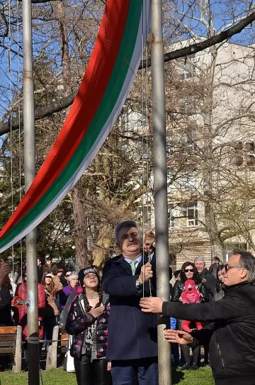 Във Видин тържествата започват от паметника на румънските войни