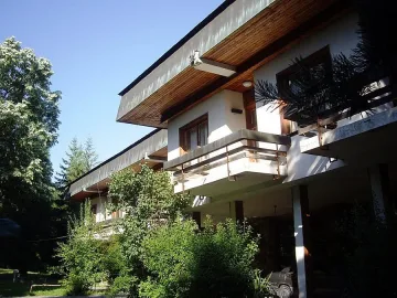 Продават вила на Тато при Кюстендил