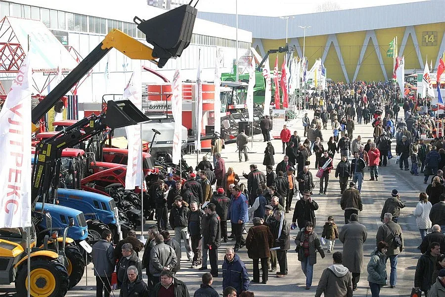 50 фирми в битка за "Златен ритон"